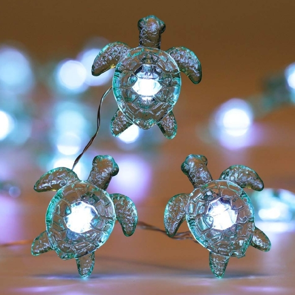 Urban Outfitters Other - UO Sea Turtle Remote LED fairy String Lights